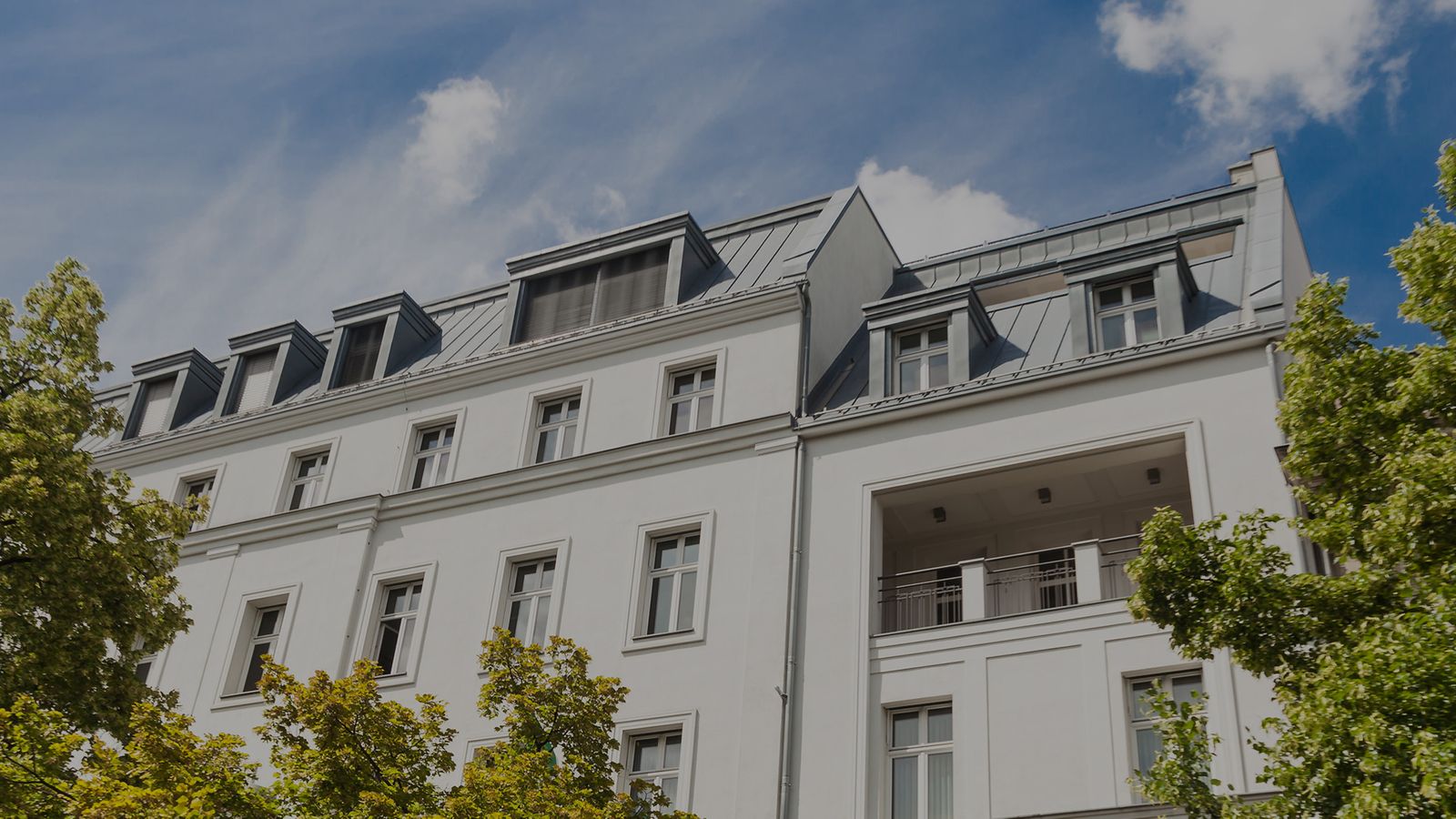 Fassadenarbeiten und Außenanstrich von Maler Harm